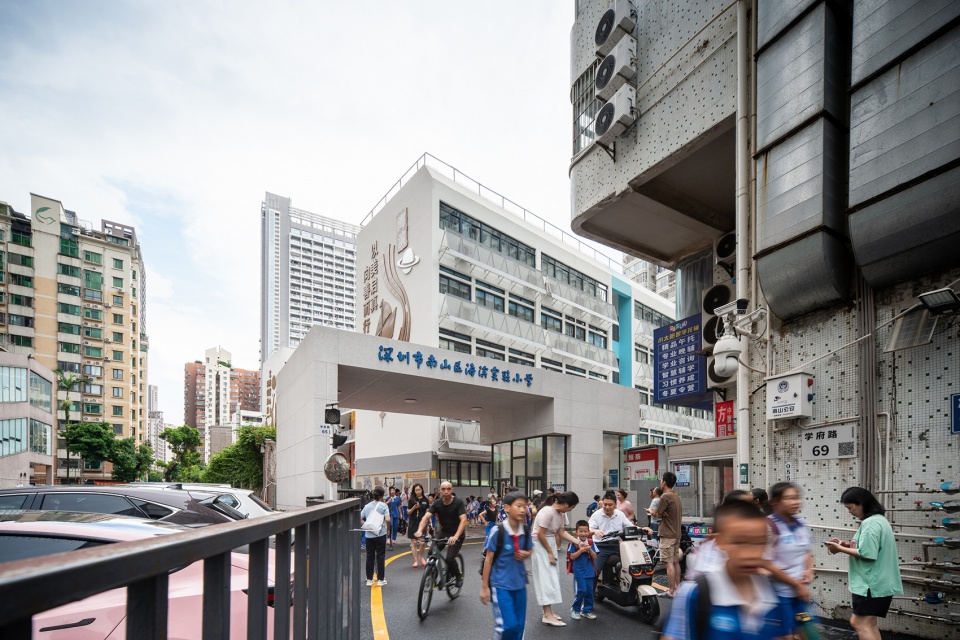 HaibinSchool