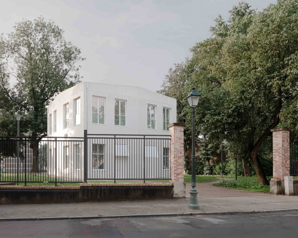 The Public Villa in Rauterpark by noAarchitecten