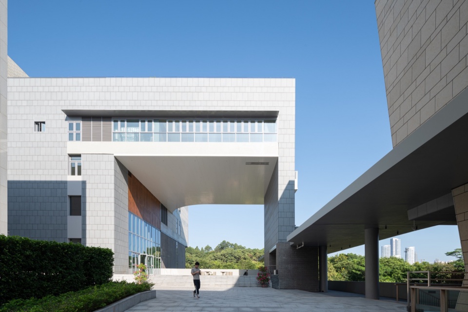 the chinese university of hong kong shenzhen phase ii by wang weijen architecture
