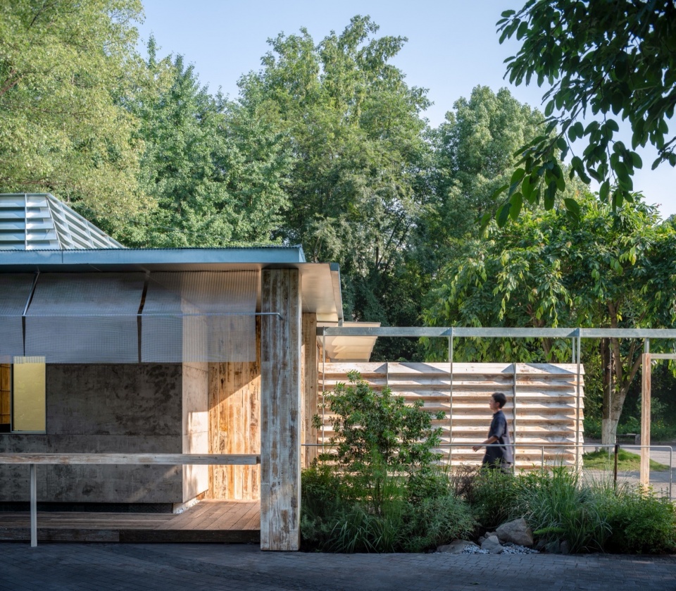 Yeeii Teahouse by vari architects