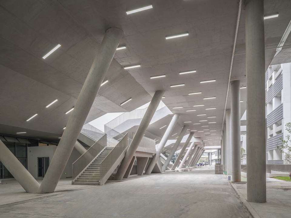LibraryofNSFZXiaozhuangCampus