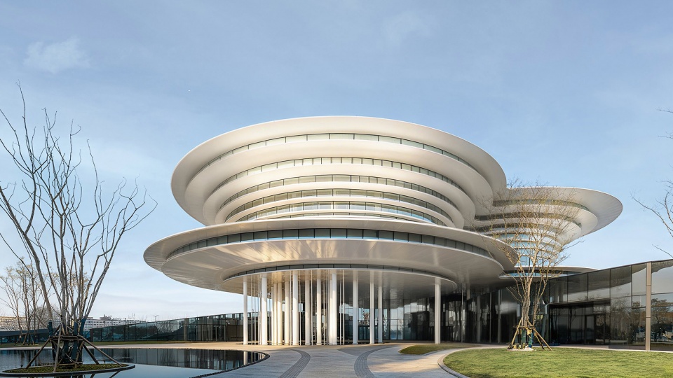 Cloud Exhibition Center