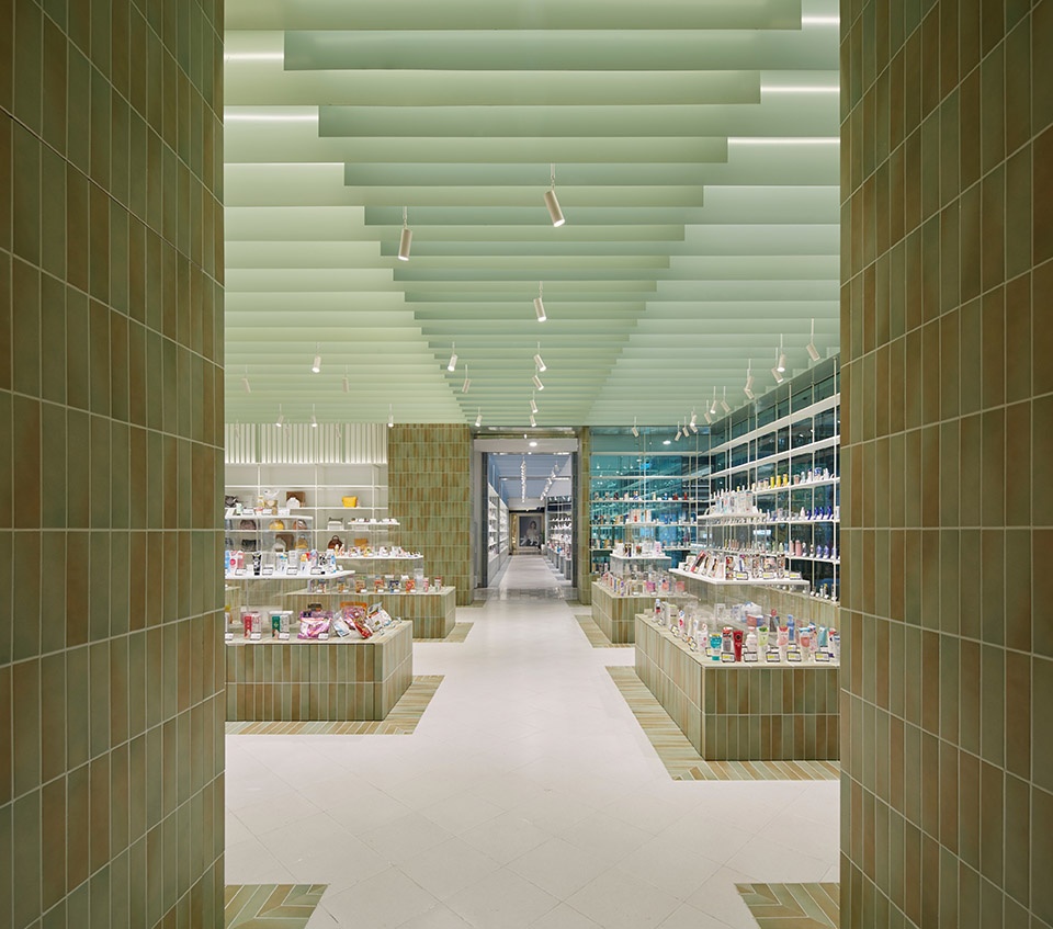 World Super Market by KiKi ARCHi 30f