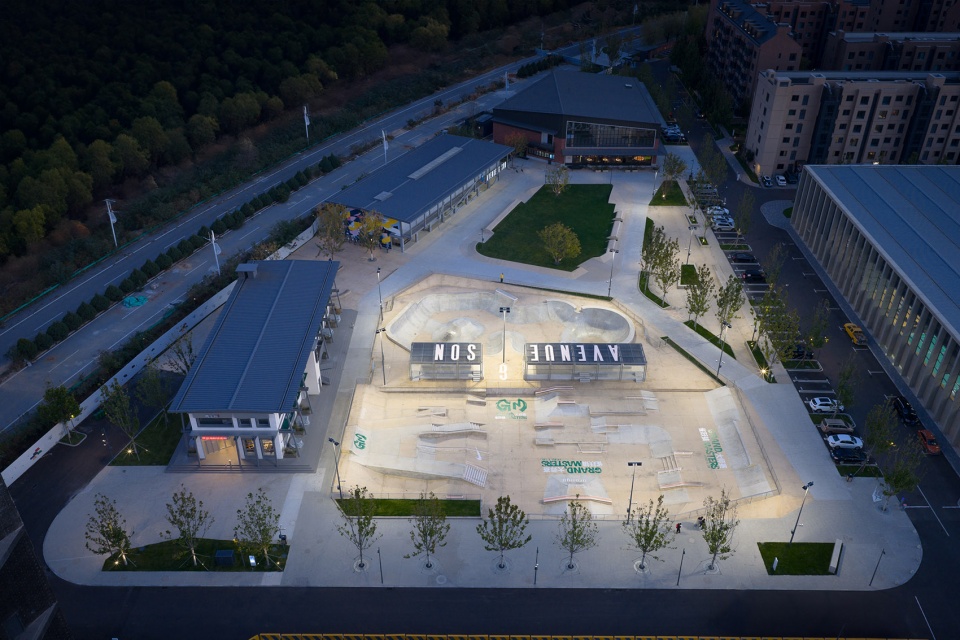 AVENUE SON SKATEPARK NORTH COAST by Various Associates