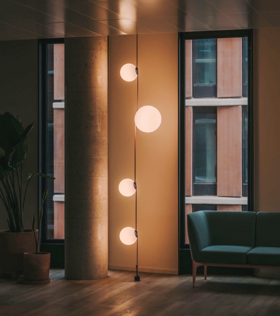 sauvage tv offices by vania gaetti