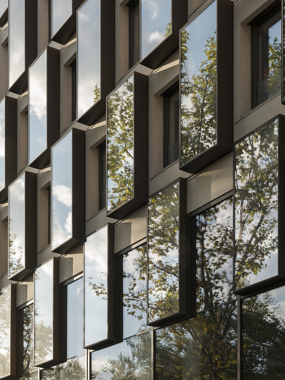 110 metres of renewed facade in Paris by Baumschlager Eberle Architekte