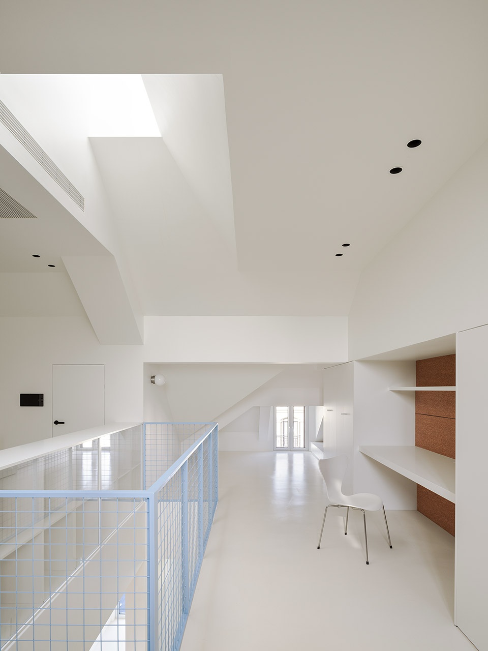 House White by 7F Design Studio