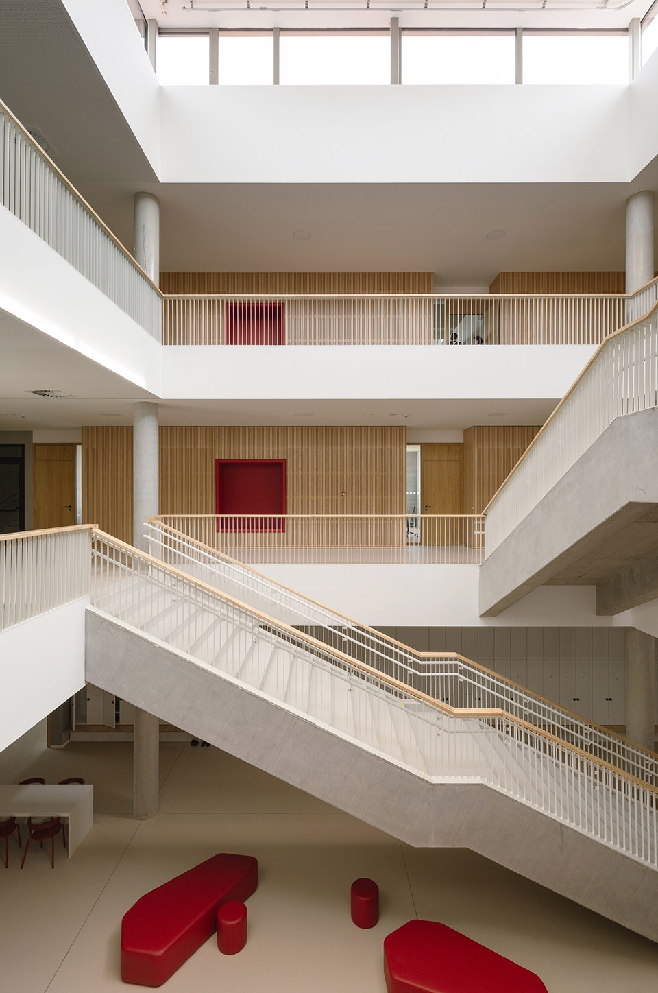 Union school VIDA by OVA