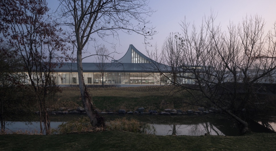 porcelain source museum by atelier deshaus