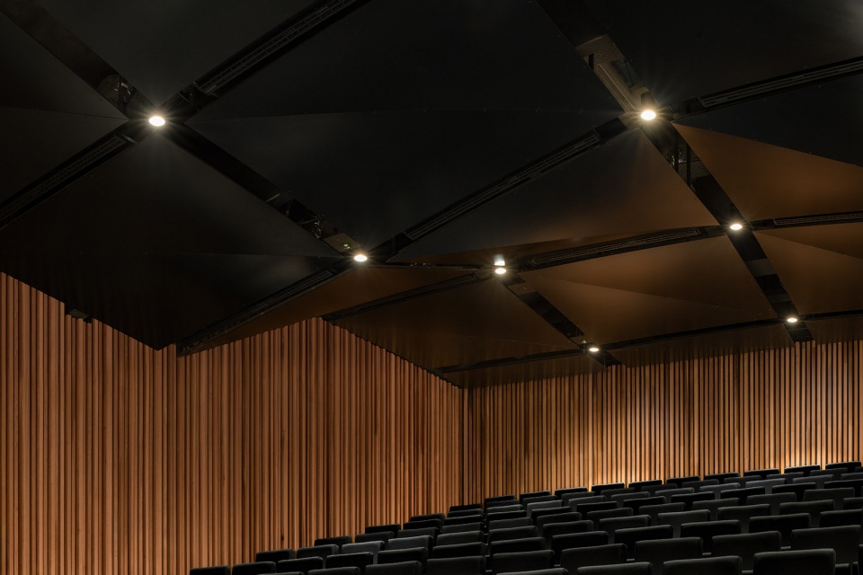 Albignasego Auditorium Theatre by MD41