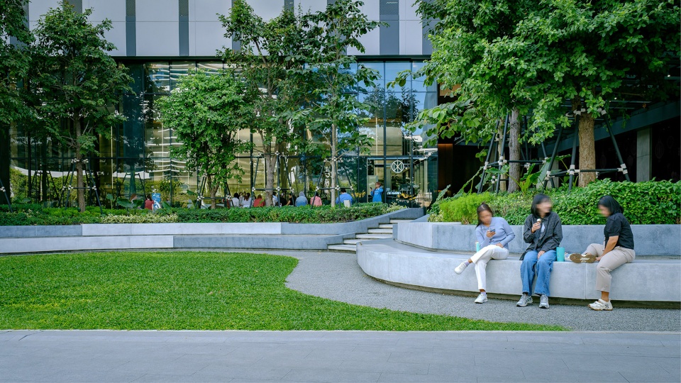 PUNN SMART WORKSPACE Landscape design by REC STUDIO