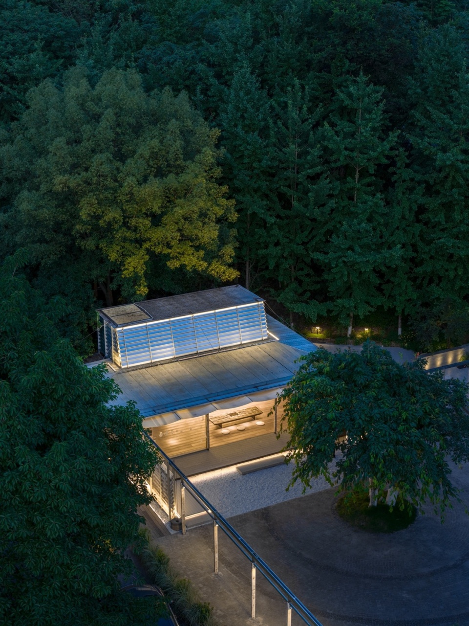 Yeeii Teahouse by vari architects