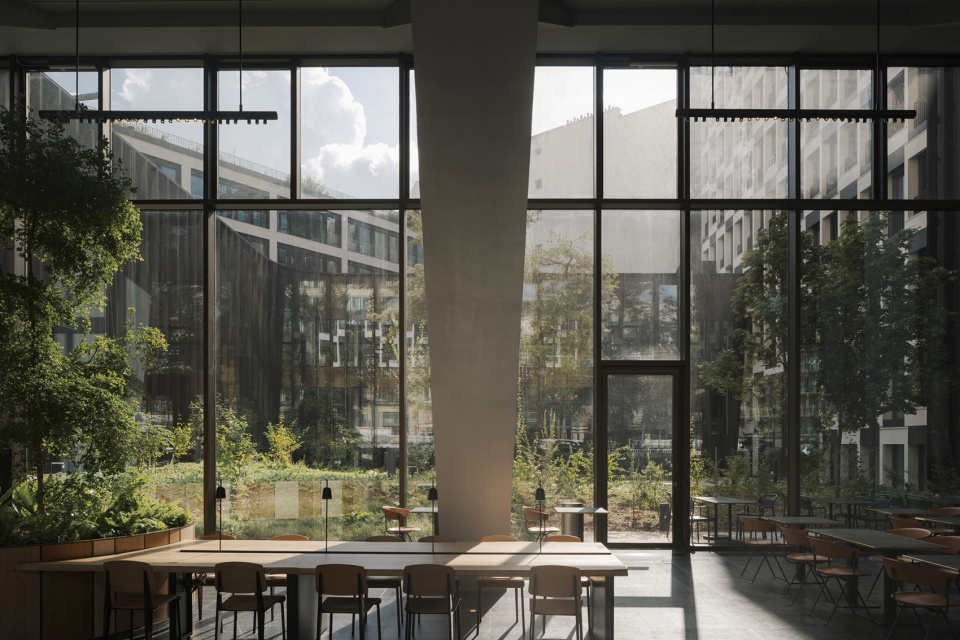 110 metres of renewed facade in Paris by Baumschlager Eberle Architekte