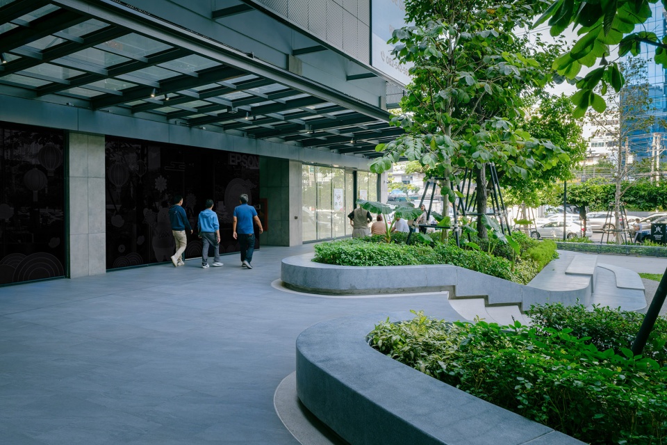 PUNN SMART WORKSPACE Landscape design by REC STUDIO