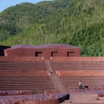 窑湖小镇飞鸟剧场，江苏宜兴 / goa大象设计