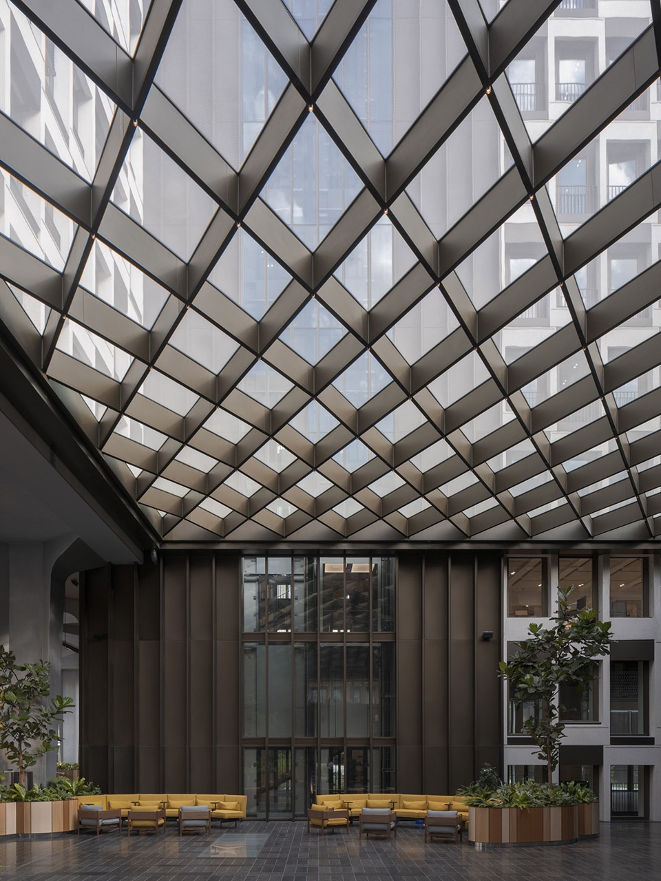 110 metres of renewed facade in Paris by Baumschlager Eberle Architekte