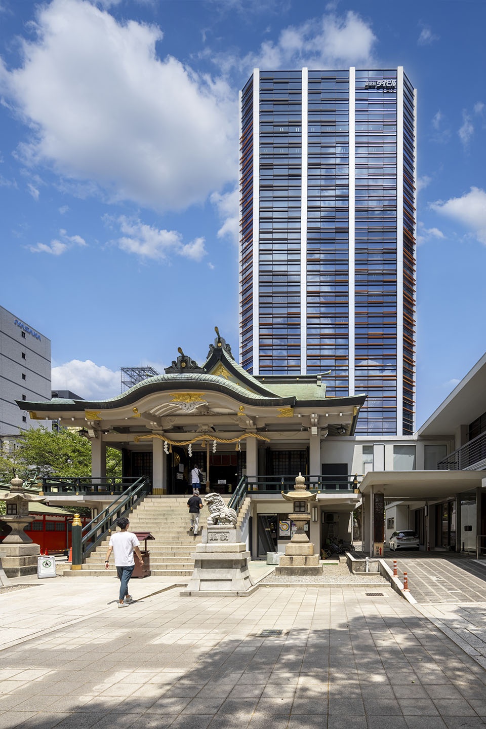 Midosuji Daibiru Building