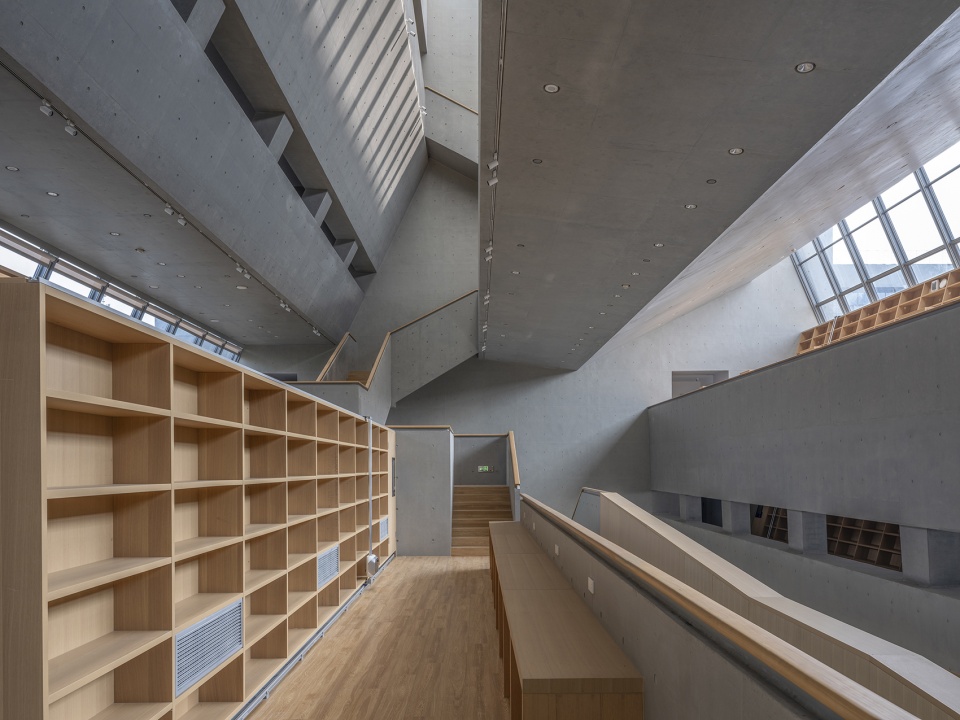 LibraryofNSFZXiaozhuangCampus