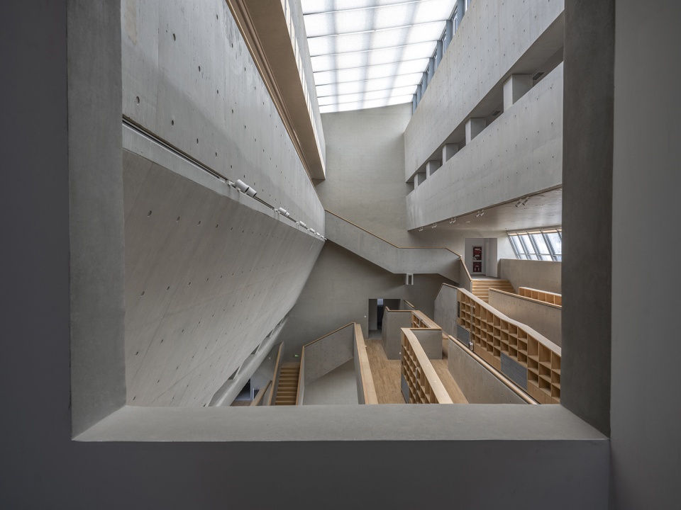 LibraryofNSFZXiaozhuangCampus