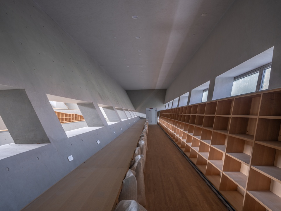 LibraryofNSFZXiaozhuangCampus