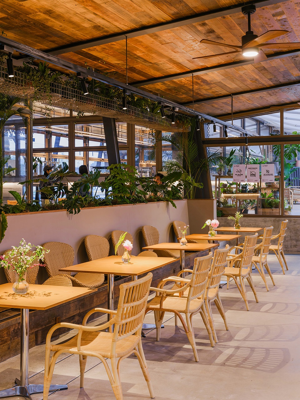 Pengpenger Bistro by UN GROUP
