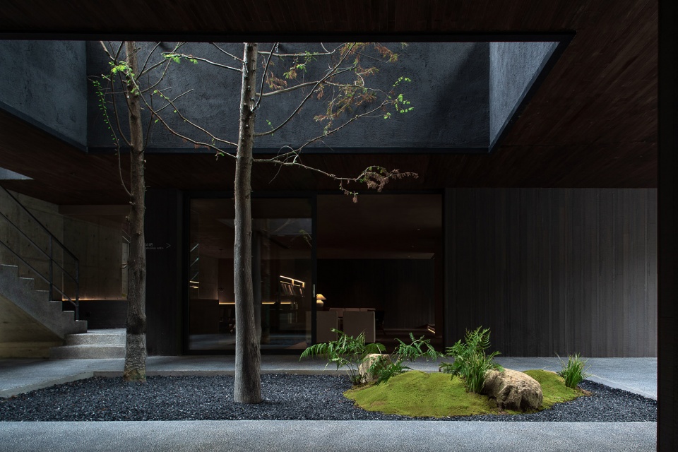 Come Wild Mountain Bamboo by DEPARTURE DESIGN STUDIO uoz