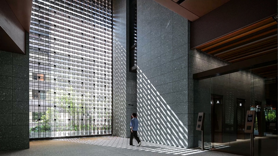 Midosuji Daibiru Building