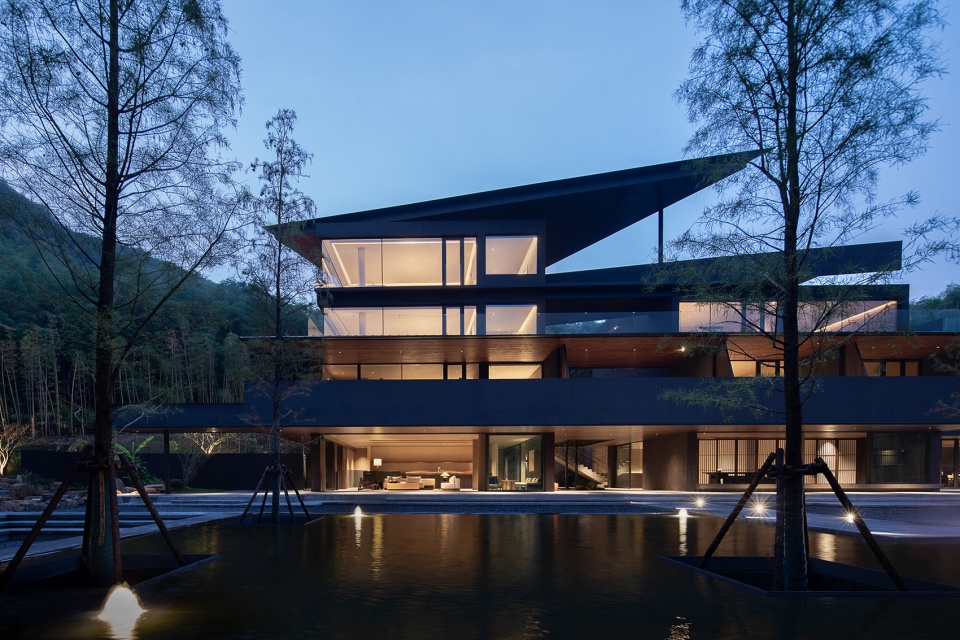 Come Wild Mountain Bamboo by DEPARTURE DESIGN STUDIO n6i