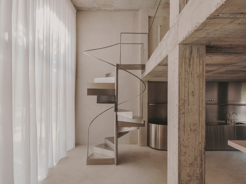 Reisinger Studio by Isern Serra