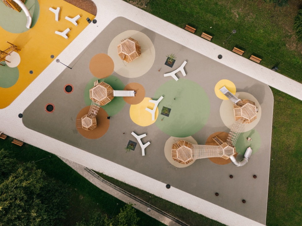 Kovo 11 Park Revitalization Project by Inout designstudio