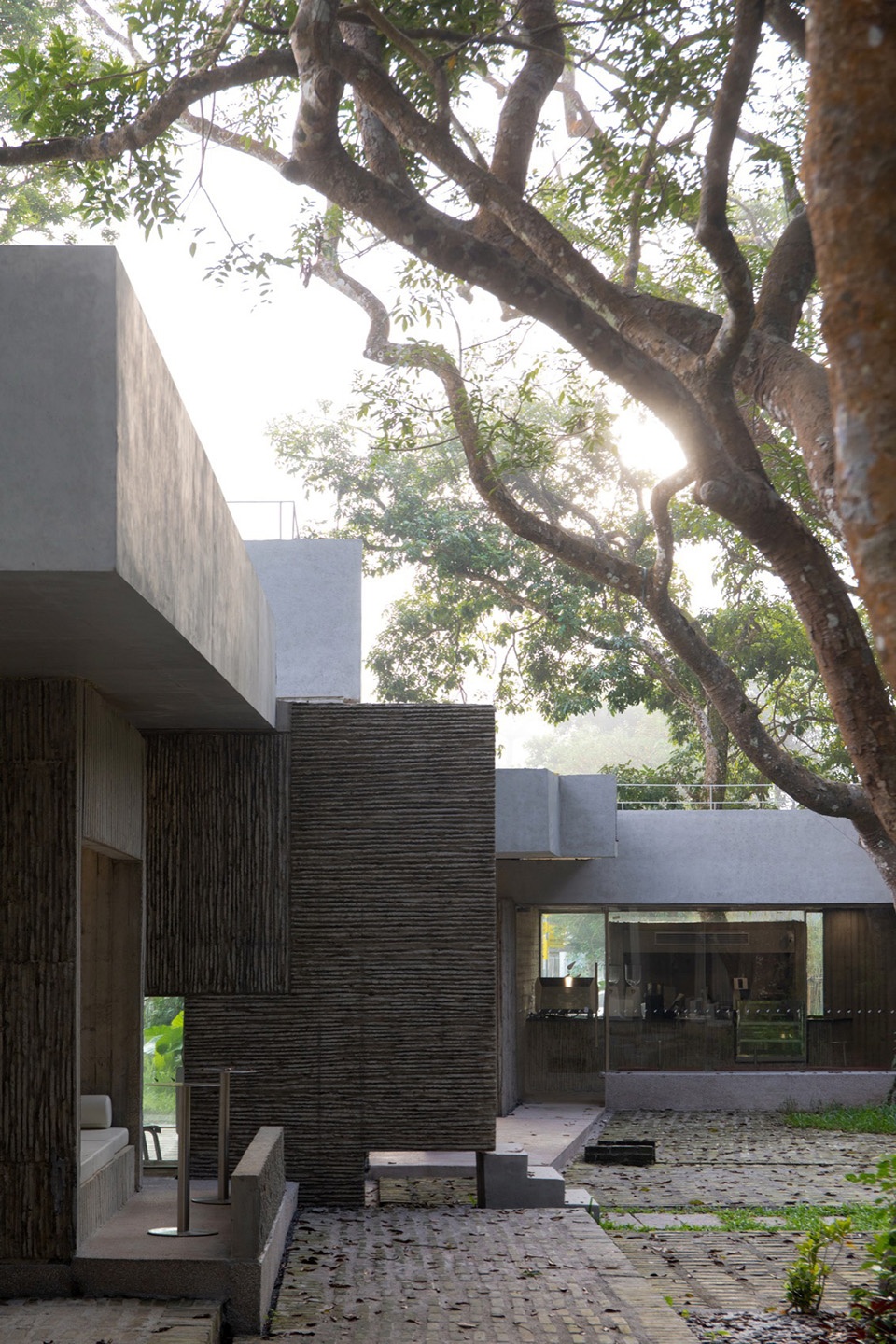 Noon Repose Pavilion by CLAB Architects