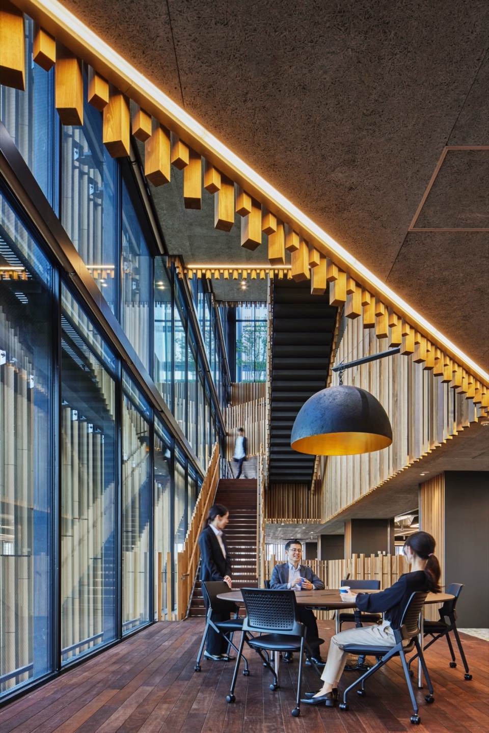 Hamamatsu Iwata Credit Union Head Office and Main Branch by Nikken Sekkei