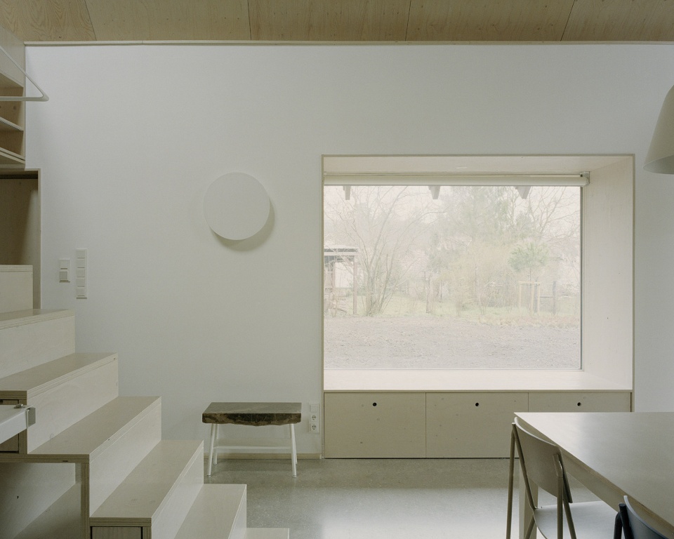 House and Beeyard by OKKA Architects
