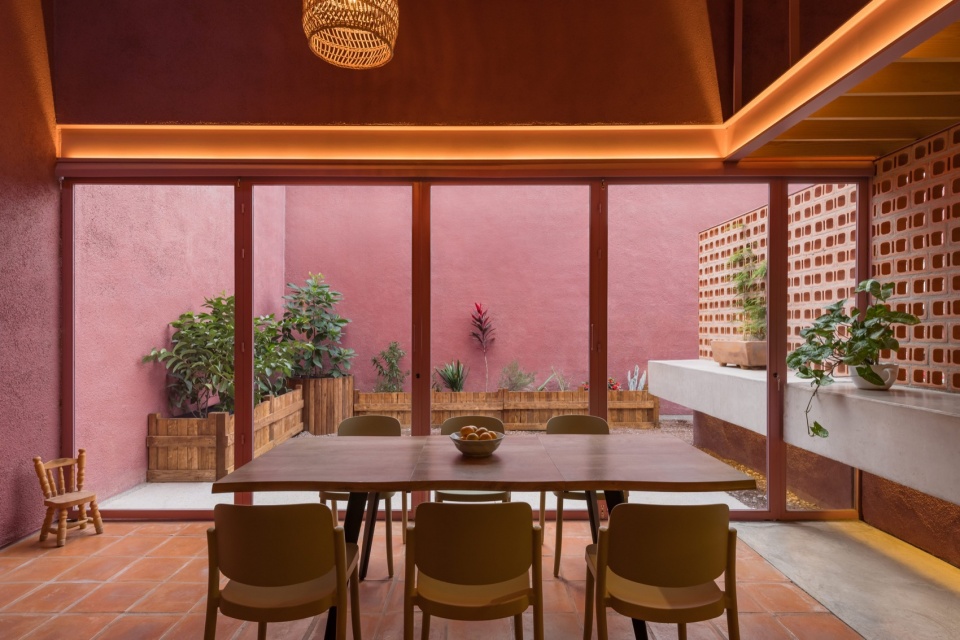 casa cardona by lgm studio