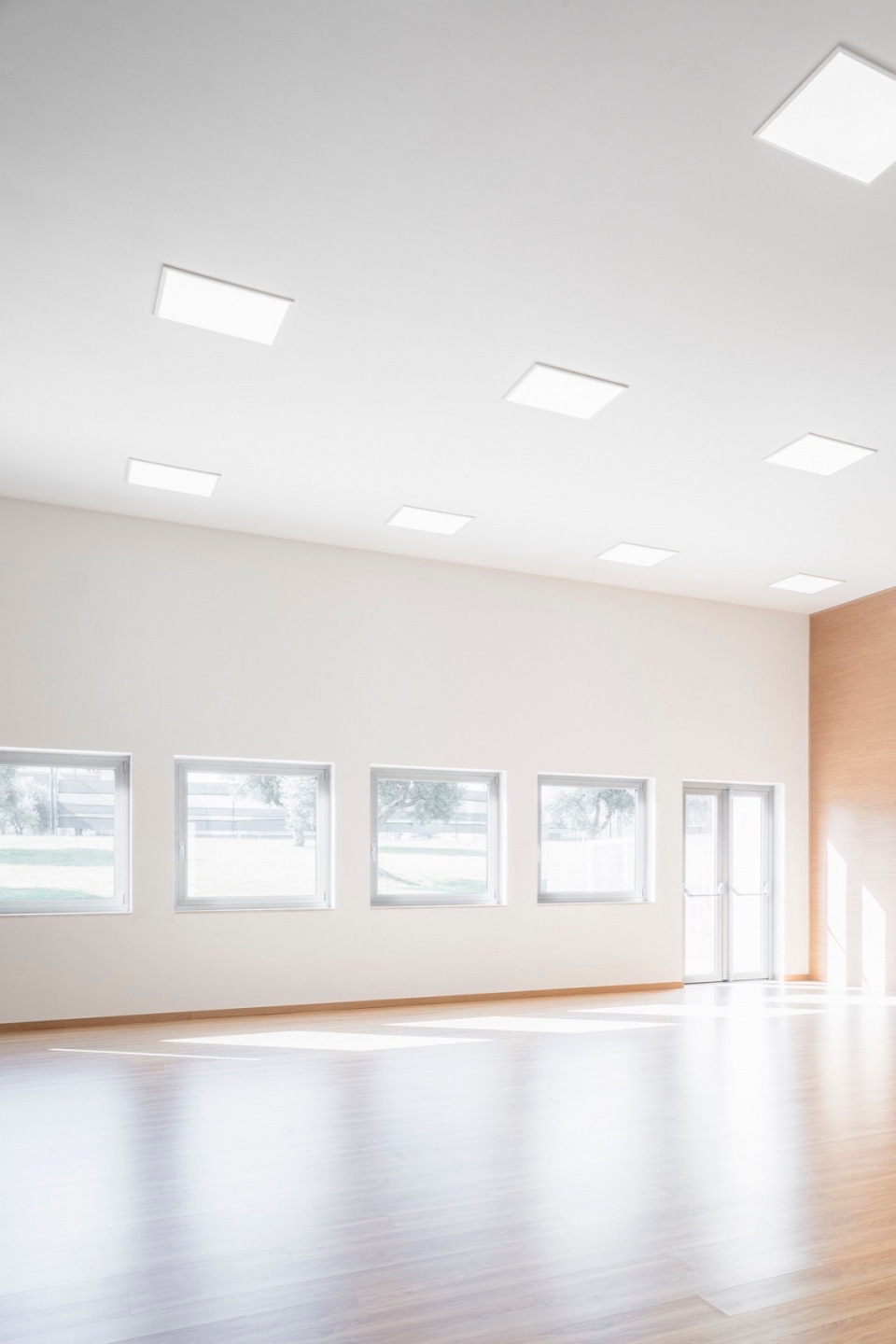 kindergarten multipurpose room by alessandro matta architettura