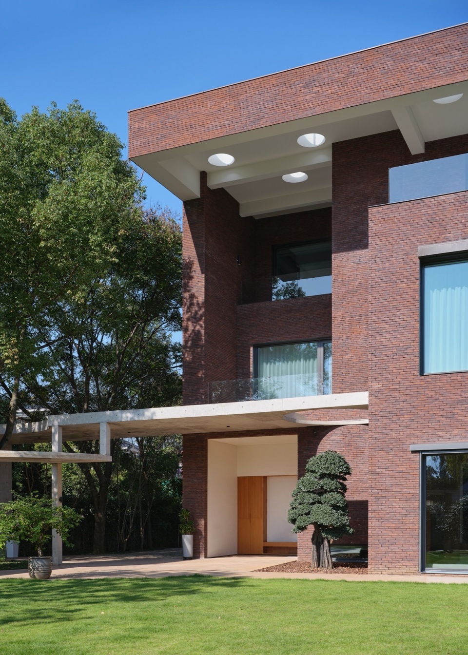 Chen Residence Changsha by Leeko Architects