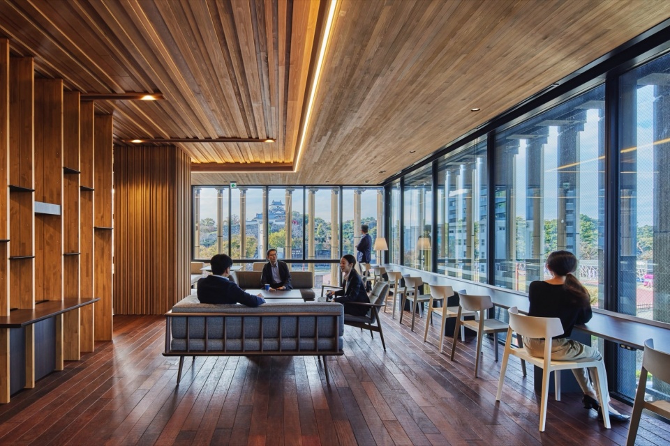 Hamamatsu Iwata Credit Union Head Office and Main Branch by Nikken Sekkei