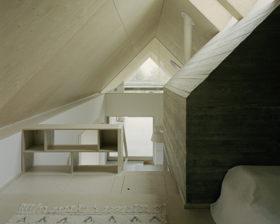 House and Beeyard by OKKA Architects