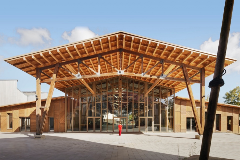 Restructuring and Extension of the Académie Fratellini by Atelier du Pont