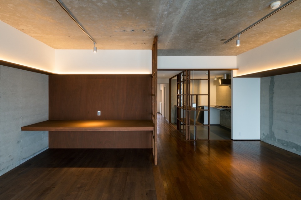 an ordinary renovation of an apartment by takayuki hayashi
