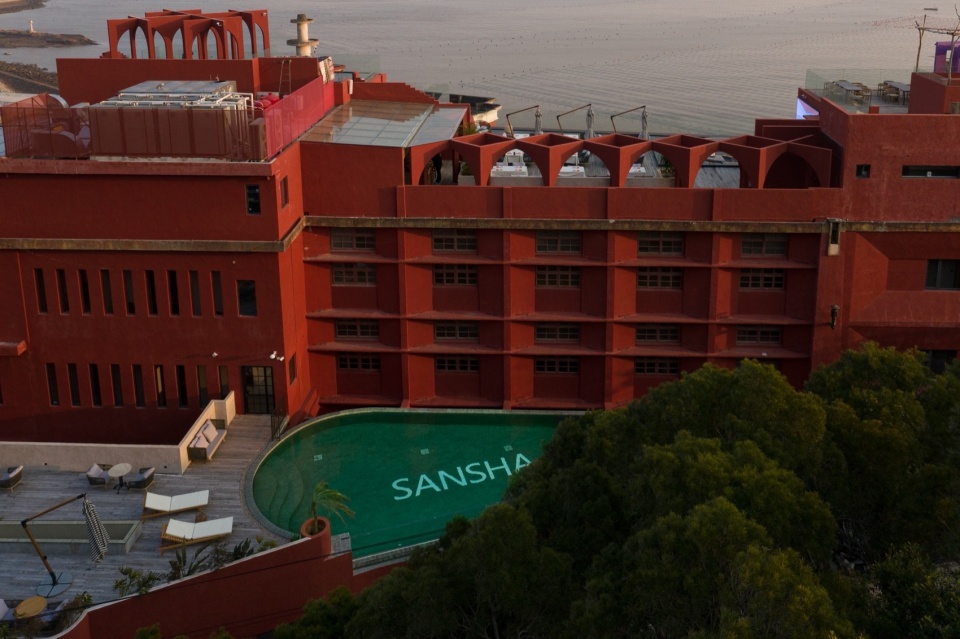 Bersure Museum Sea View Hotel by Fusion Design