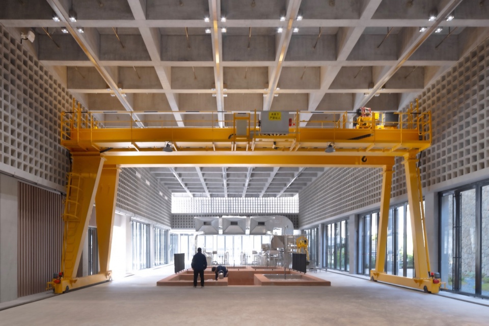 Langjiu Group Quality Research Institute by TEKTONN ARCHITECTS