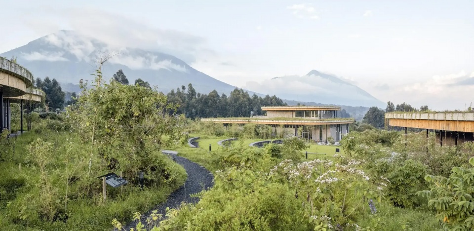 2025 asla general design award of honor the ellen degeneres campus for the dian fossey fund mass design group tenxten