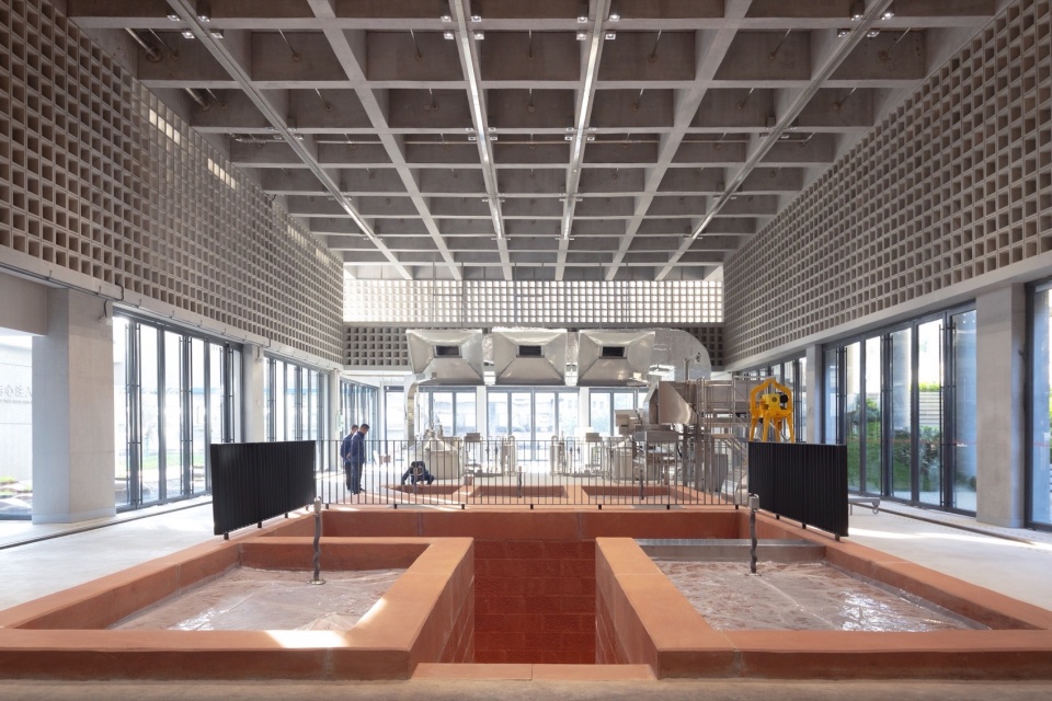 Langjiu Group Quality Research Institute by TEKTONN ARCHITECTS