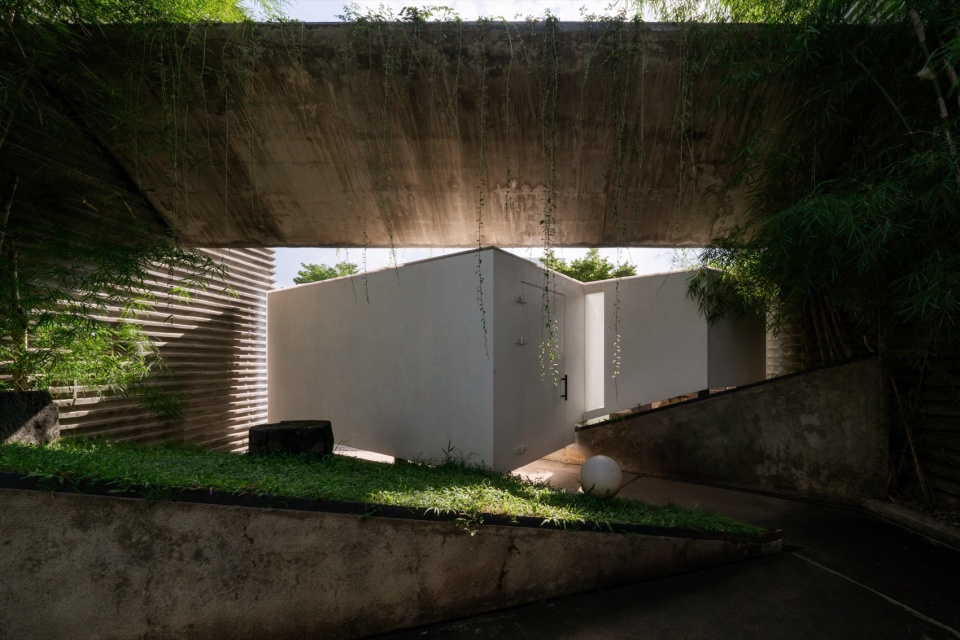 folded rooms garden by radar
