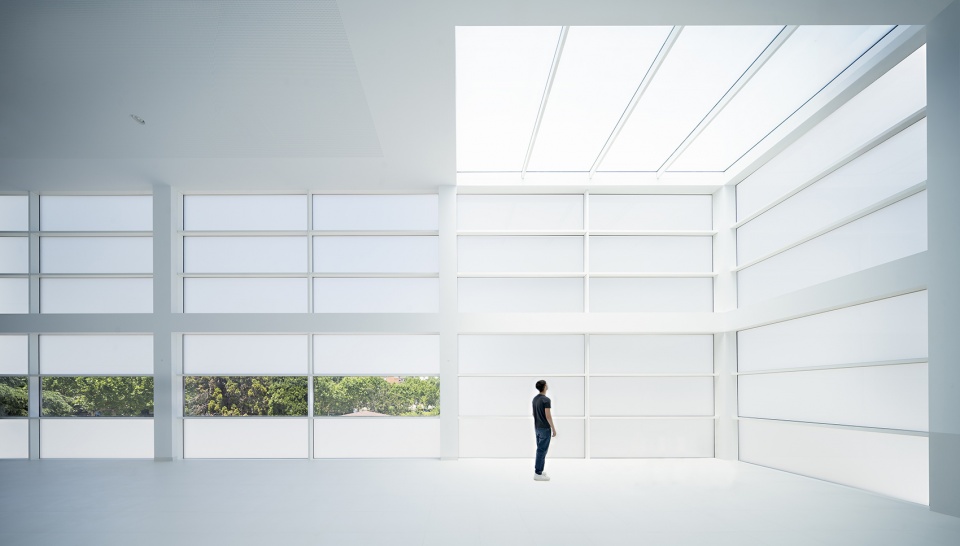 Library of the French Lycée IN MADRID