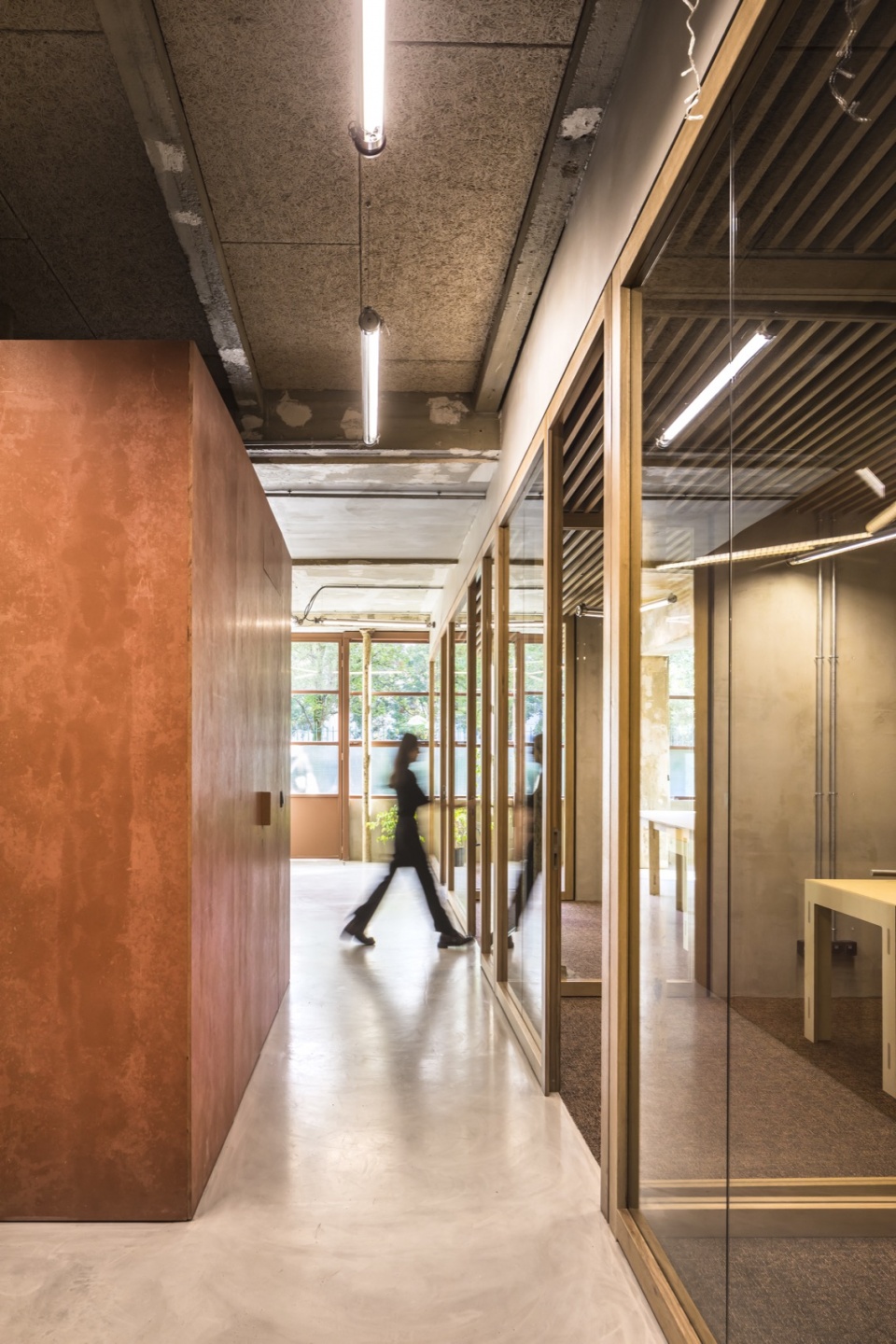 offices in former workshops by nicola spinetto architectes