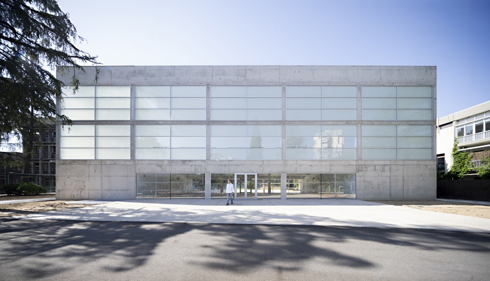 Library of the French Lycée IN MADRID