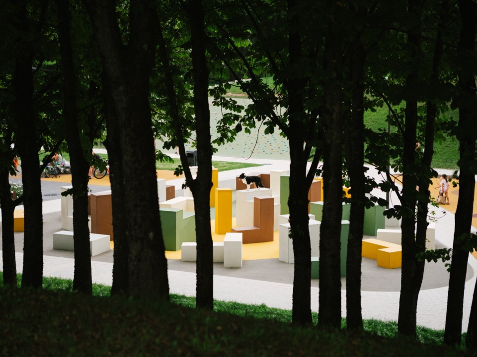 Kovo 11 Park Revitalization Project by Inout designstudio