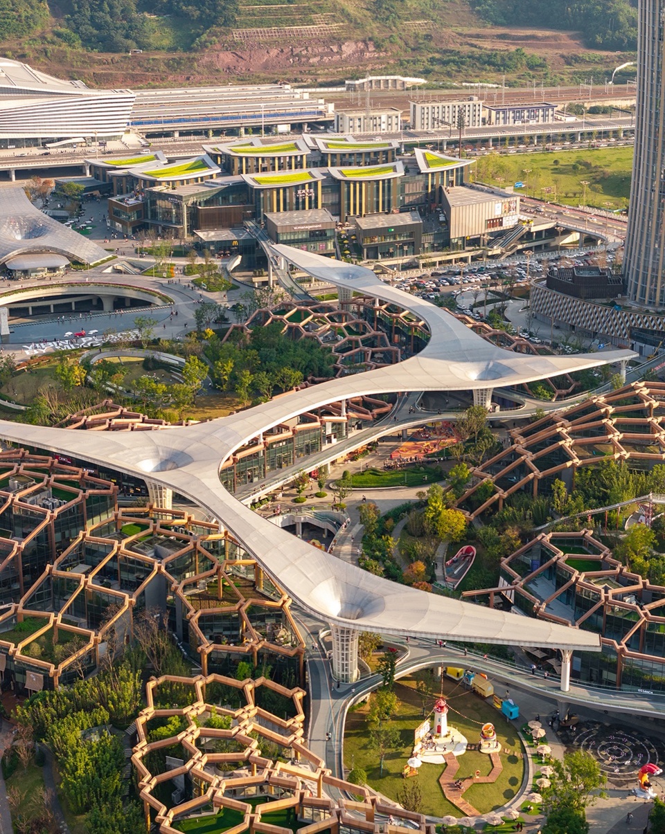 Yibin High Speed Railway Station Gateway Development in Sichuan Province by Pelli Clarke Partners